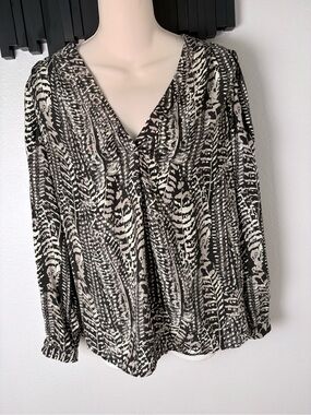 Joie Yinca Feather Print 100% Silk Long Sleeve V Neck Blouse Womens Size S
